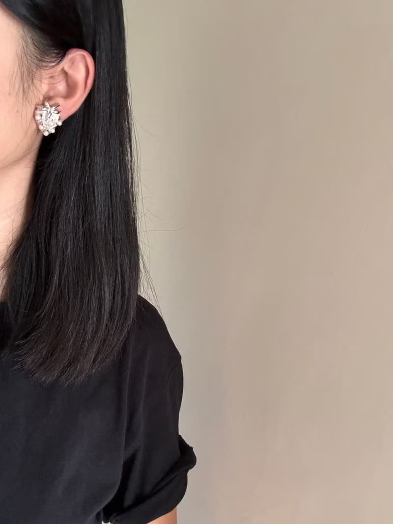 古董銀色珍珠草莓水果夾式耳環 TRIFARI C1118