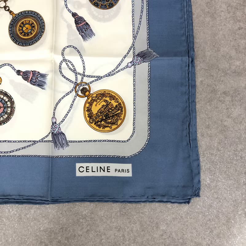 【 日本直送　名牌中古包 】CELINE セリーヌ スカーフ ホワイト ネイビー vintage ヴィンテージ オールド ya8g83