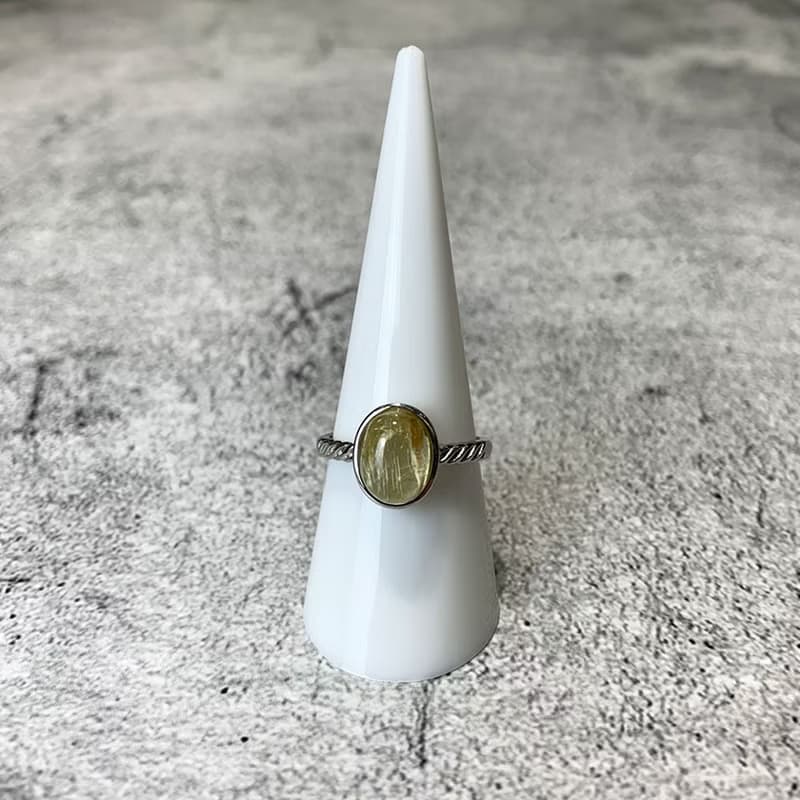 |鑲嵌珠寶| 金銅髮晶 鑲嵌寶石橢圓形編織圓圈戒指 一物一圖