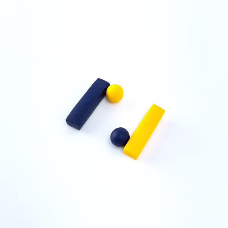 nearly equal navy×yellow ピアス イヤリング