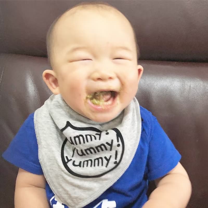 三角口水巾(免費改圖文) 寶寶禮物 靠臉吃飯 圍兜