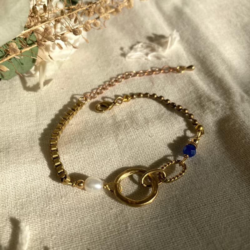 老林雜貨 | 手敲黃銅圈圈藍晶珍珠手鍊