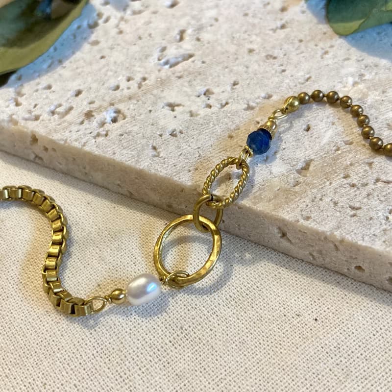 老林雜貨 | 手敲黃銅圈圈藍晶珍珠手鍊