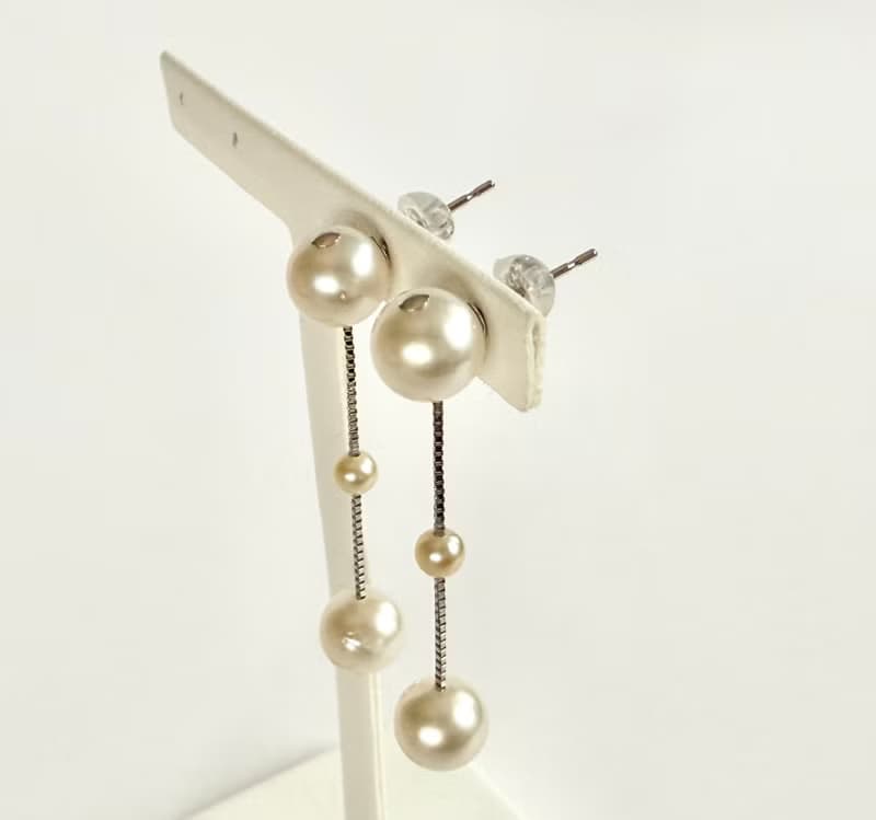 Akoya pearl earring  K14WG