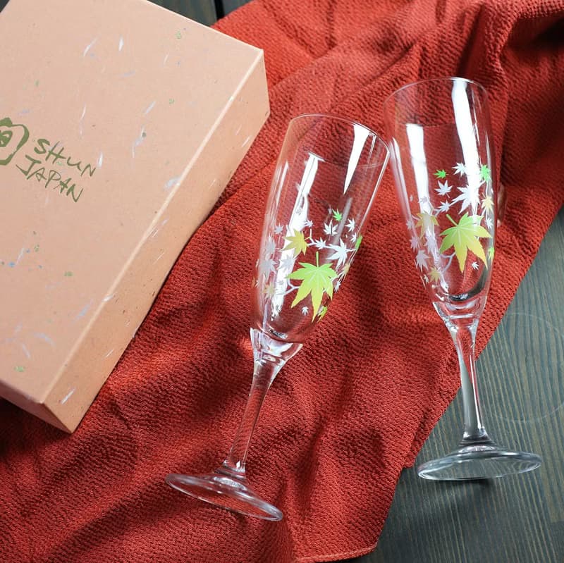 冷感紅葉シャンパングラスペアセット　温度で色が変わる季節を楽しむ器