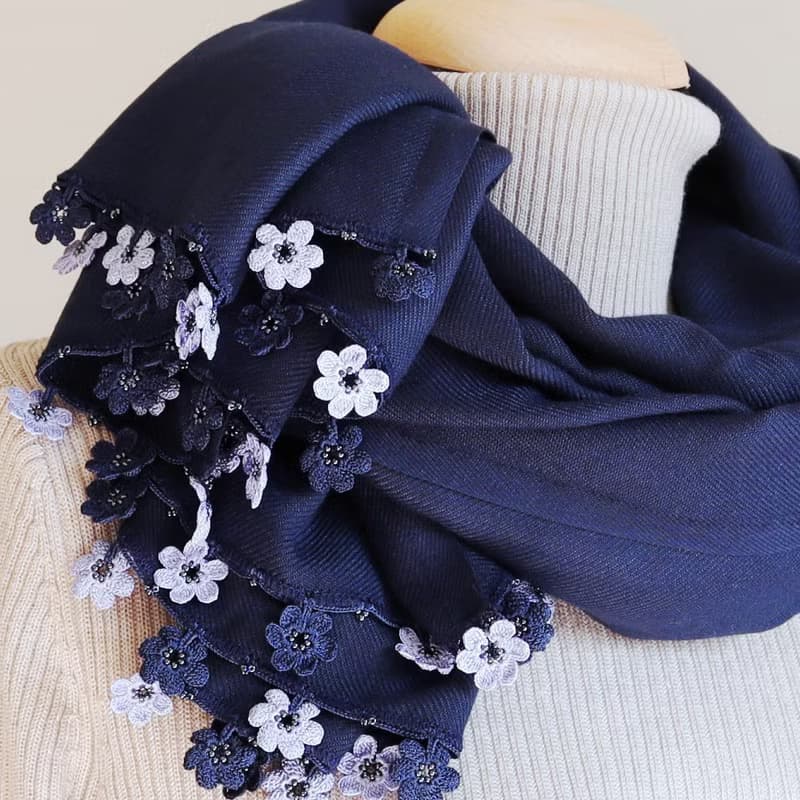 【受注製作】レースの花付き パシュミナストール【マリー】ネイビーブルー