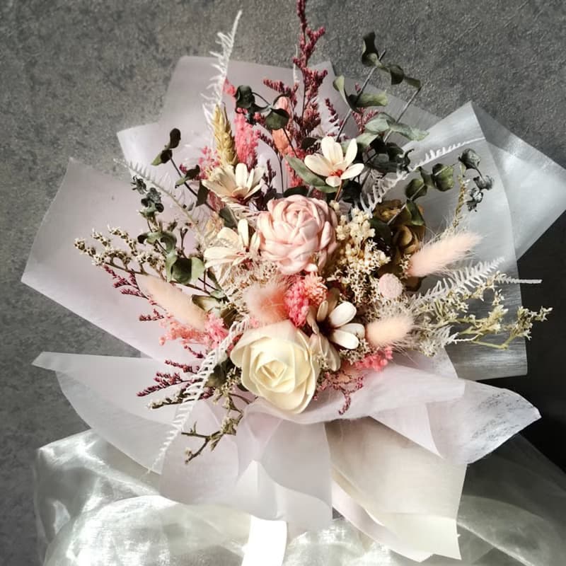 蝴蝶の嫁紗乾燥花束 畢業花束 | 生日 畢業季首選 | 台北可自取