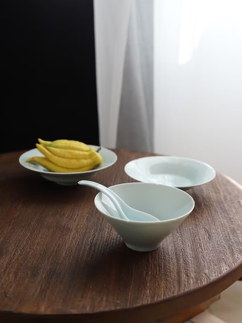 葵口斗笠碗  湖田影青釉 古風祥雲花紋 輕薄陶瓷餐具