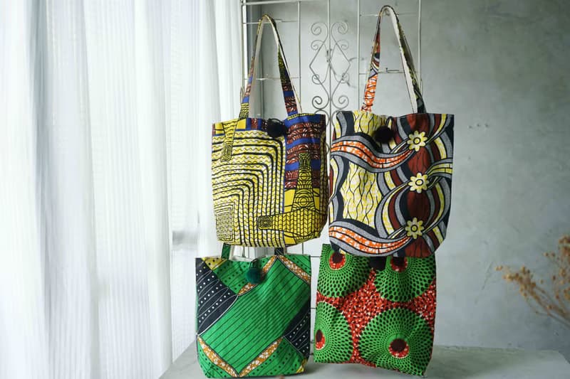 手作-夏日印花非洲布花大毛球托特側背包-草間迷幻綠