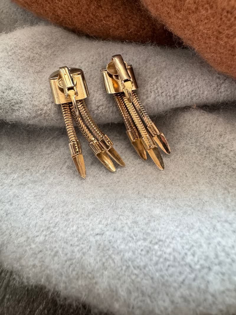 老又好古董珠寶 Vintage 古著  金色垂墜流蘇夾式耳環 C1050