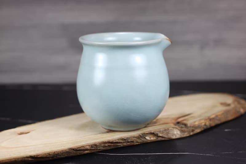 【送禮好物】360~400ml 汝窯無把 手拉坯 咖啡下壺 茶海 公道杯