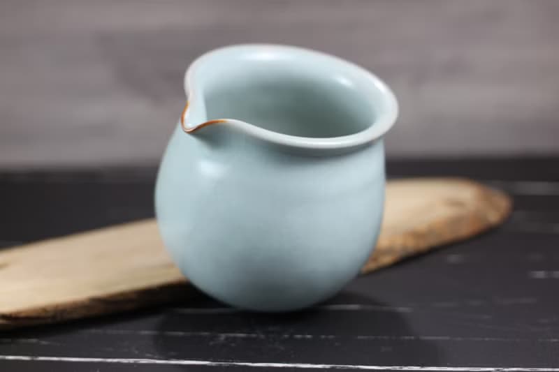 【送禮好物】360~400ml 汝窯無把 手拉坯 咖啡下壺 茶海 公道杯