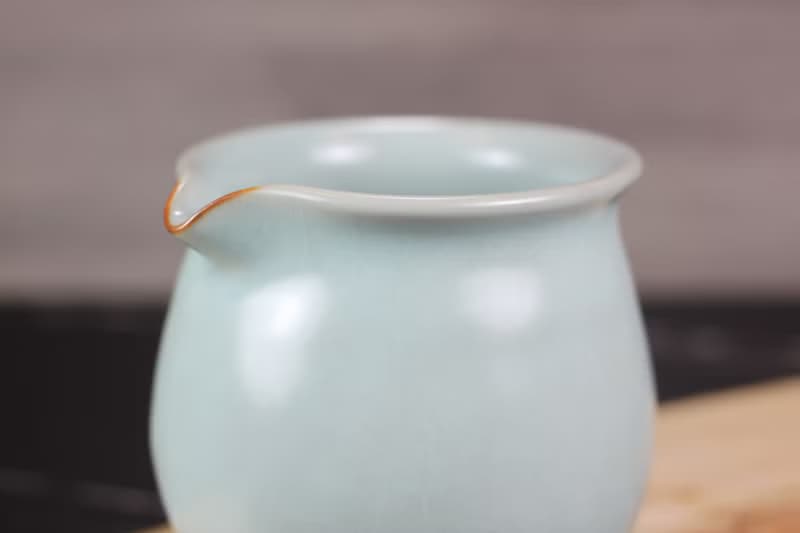 【送禮好物】360~400ml 汝窯無把 手拉坯 咖啡下壺 茶海 公道杯
