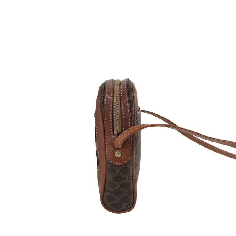 【 日本直送　名牌中古包 】CELINE セリーヌ マカダム ショルダーバッグ ブラウン ブラゾン型押し PVCレザー vintage vbjmjr