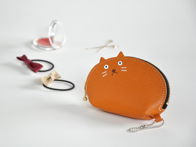ちっこいサイズの猫ポーチ  オレンジブラウン