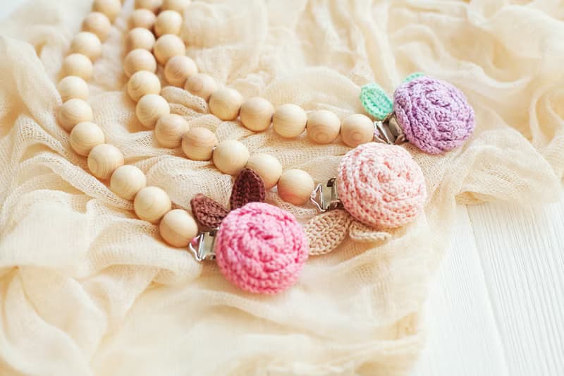 Pacifier Clip Holder with Flower Clip - Dummy Clip - Stroller Chain for Girl