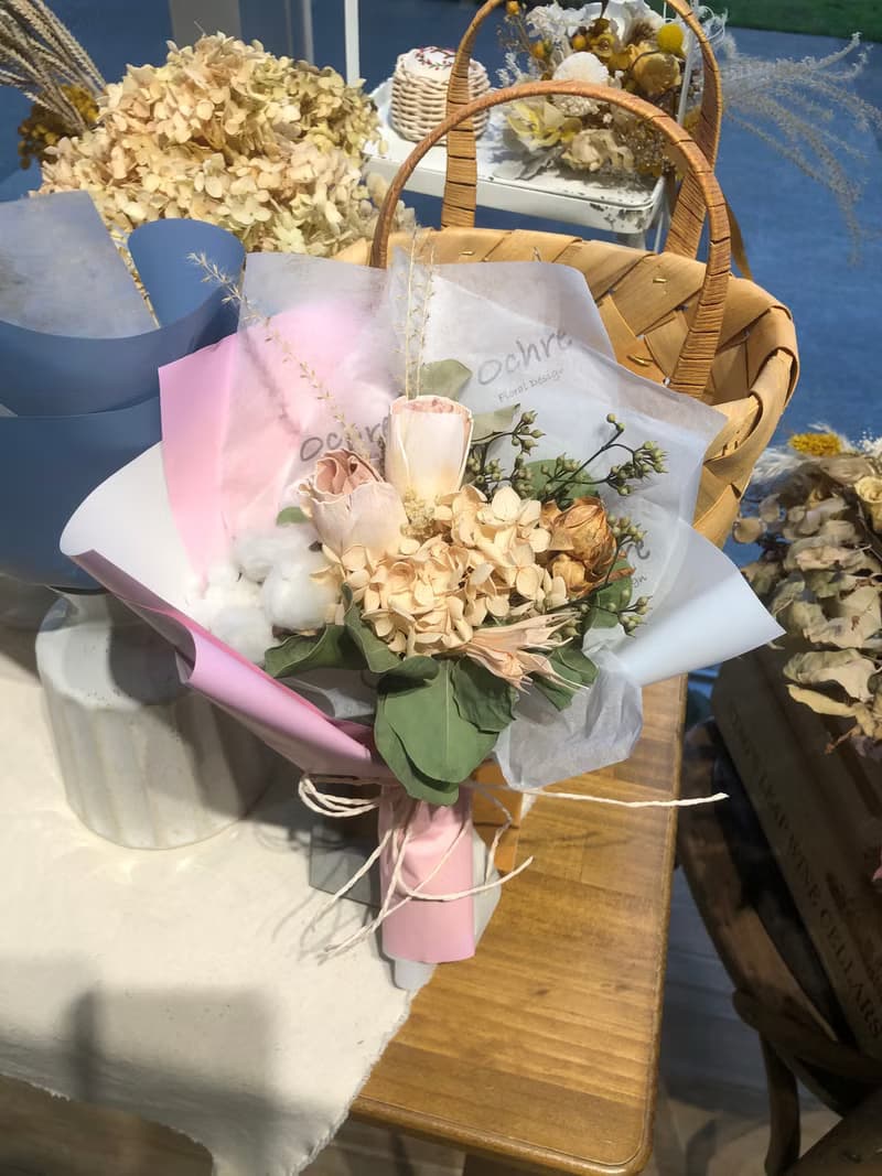 Ochre 各式花束-中型-藍色系-乾燥 韓式 畢業 情人 生日花束