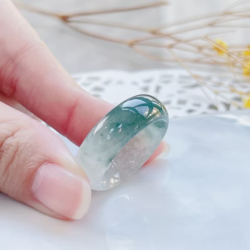 冰飄藍花翡翠戒指戒圈 | 國際14.5圍 | 天然緬甸玉翡翠A貨 | 送禮