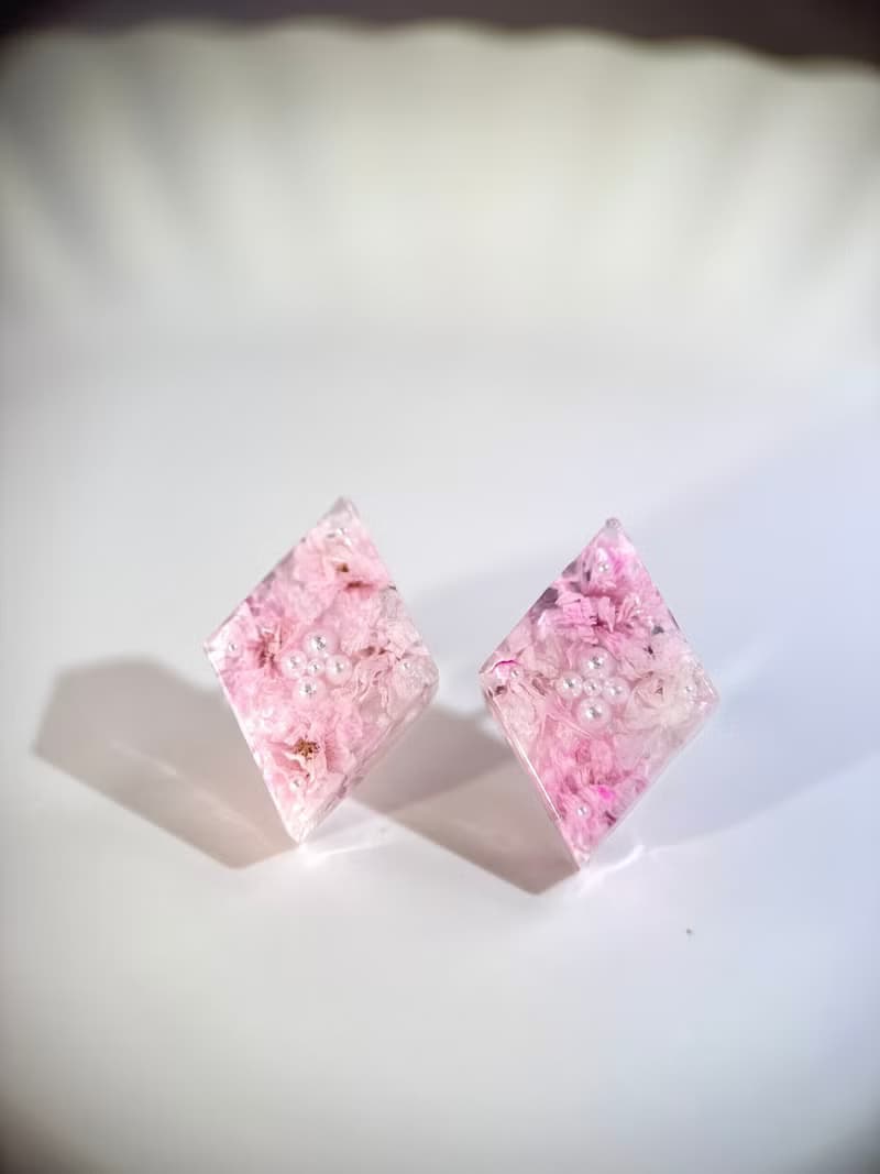 滿天星真花乾燥花耳環(菱形) 芭蕾粉 【cindyandtong】