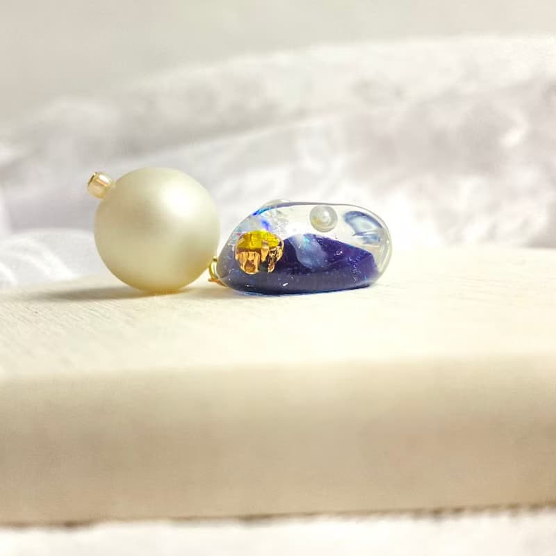 ギャラクシー ストーン ピアス イヤリング レジン ブルー ネイビー マットパール パール 銀河