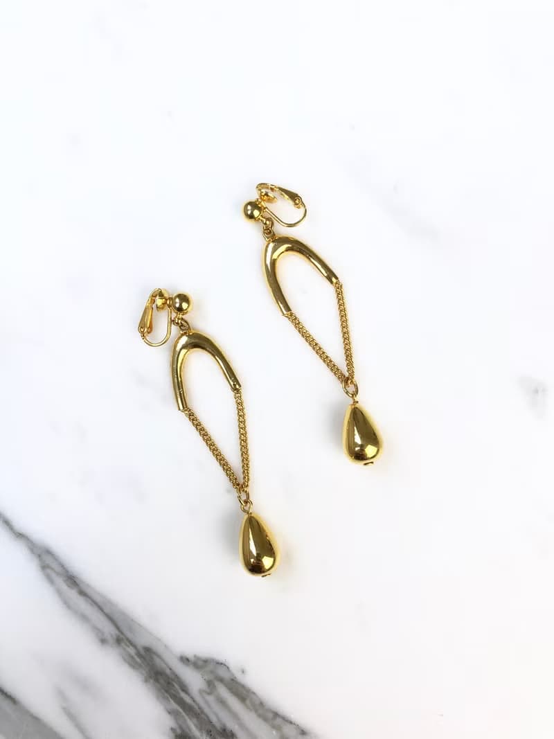 Vintage 70s Nina Ricci for Avon Dangle Gold Earrings