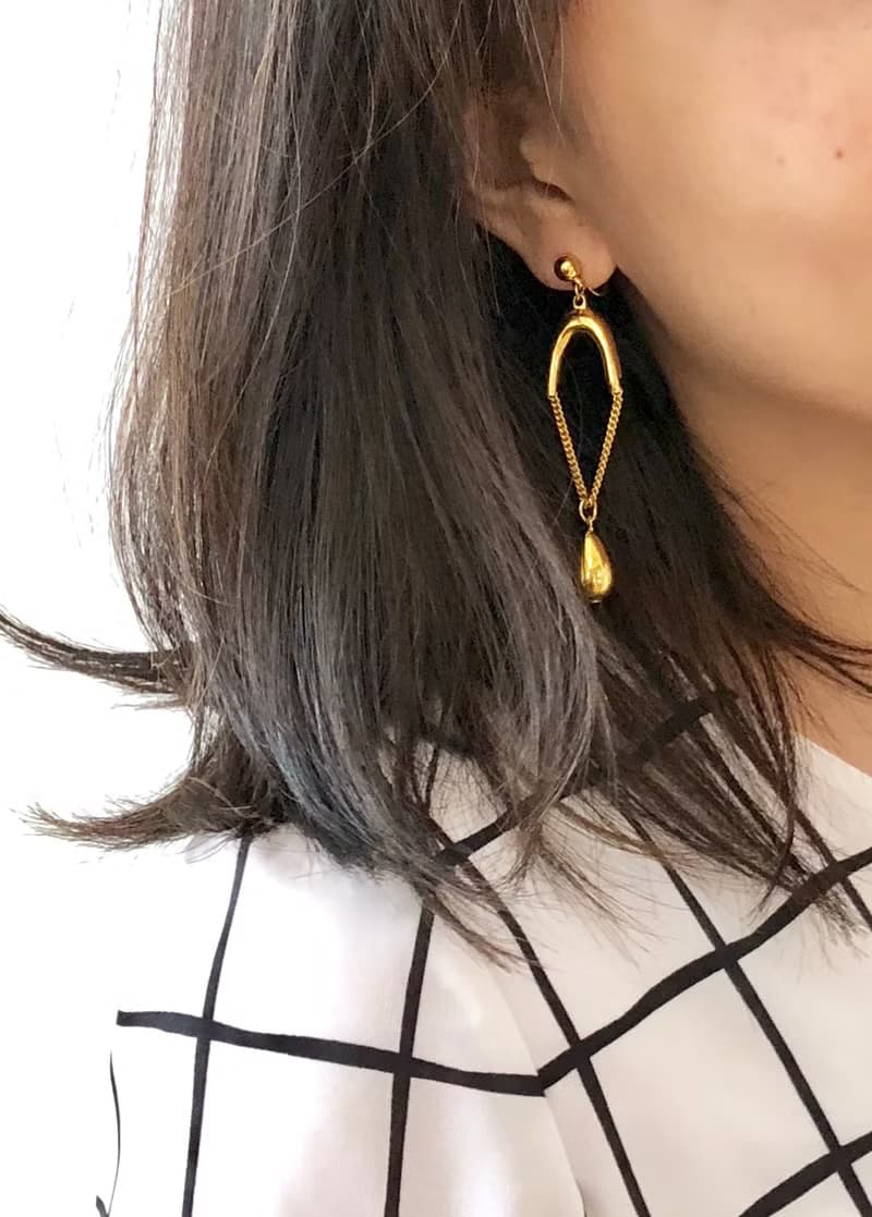 Vintage 70s Nina Ricci for Avon Dangle Gold Earrings