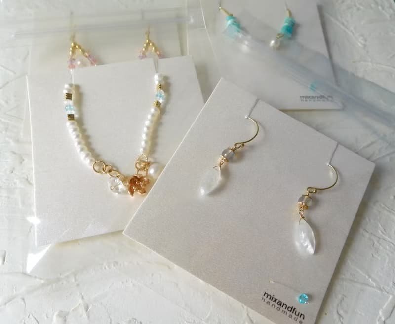 閃耀透白拓帕石珍珠手鍊