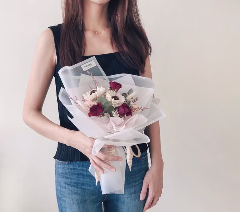 Journee 乾燥玫瑰向日葵太陽花滿天星乾燥花束畢業花束禮物
