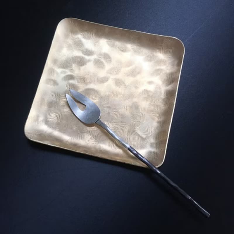 小さいとんがりフォーク