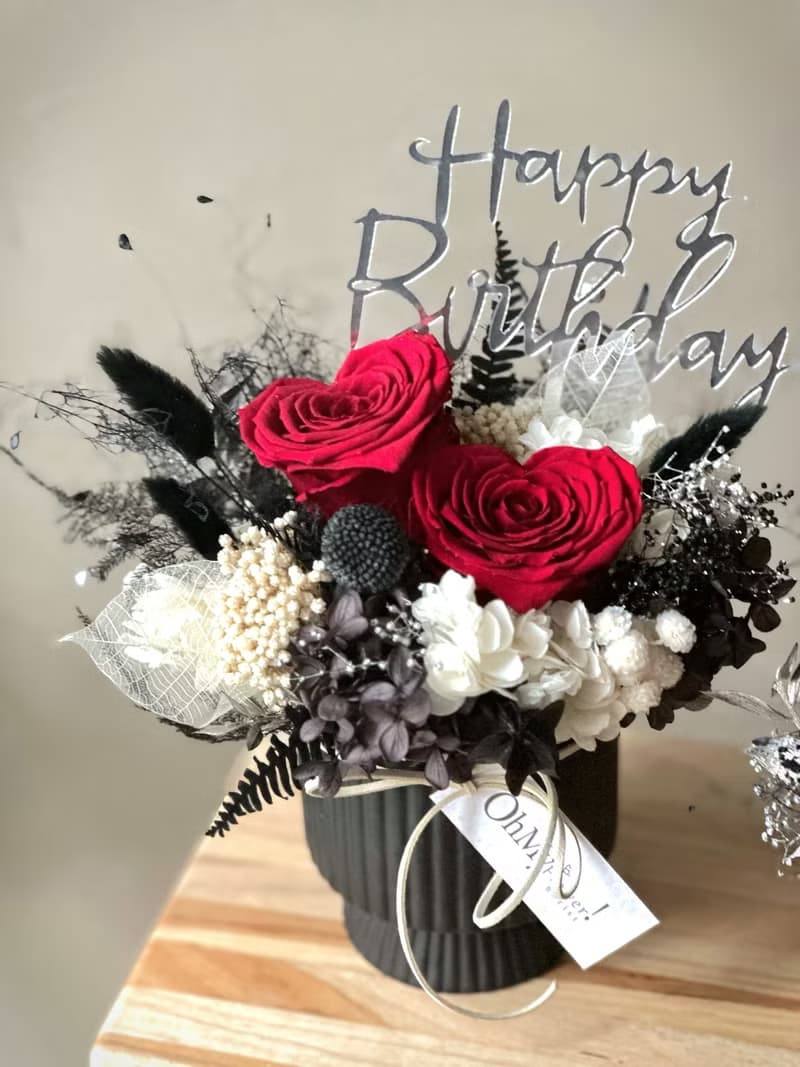 玫瑰之心 閃耀黑 永生桌花盆花擺設