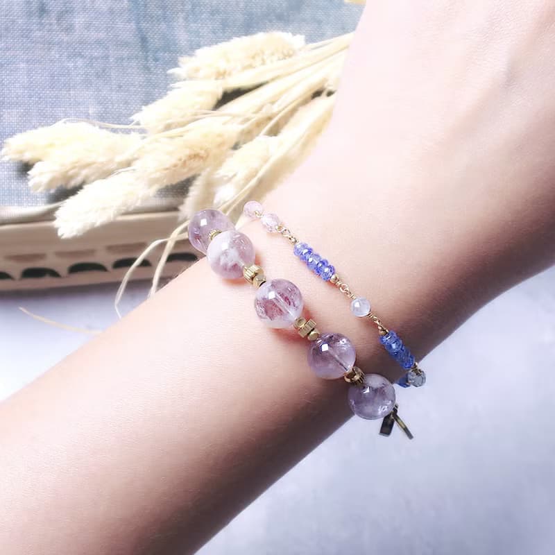 VIIART。山茶花。幽靈紫水晶黃銅手環