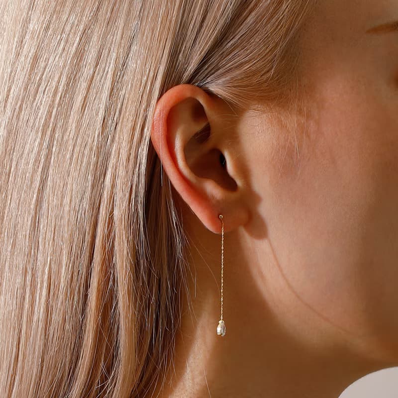 sway-drop pierced earring GD　ニッケルフリーピアス　キュービックジルコニアのしずくが揺れるおしゃれなシンプルデザイン ゴールド