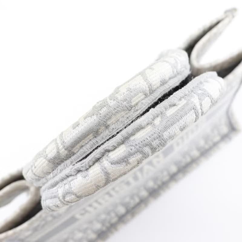 【日本直送】クリスチャンディオール Dior ブックトート ミディアム トートバッグ オブリーク エンブロイダリー コットン ライトグレー レディース【中古】