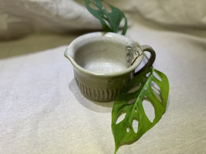 靜葉綠釉茶杯