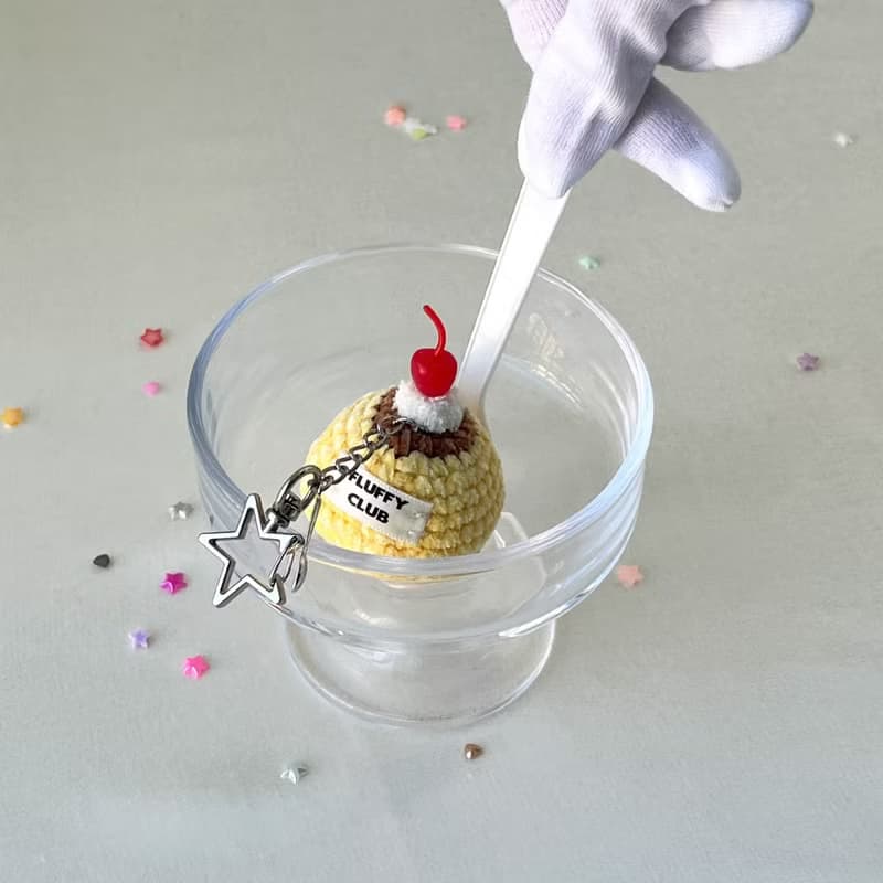 SWEET PUDIING KEYCHAIN (YELLOW CUSTARD CREAM)