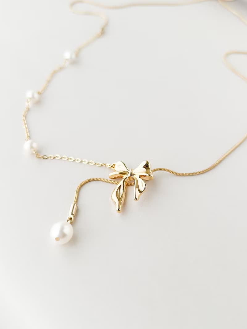 淡水パールのネックレス　着脱簡単　スライドボール　リボン　フェミニン　上品　洗練　お嬢スタイル　かわいい　ギフト　母の日　ロング　日本のハンドメイド