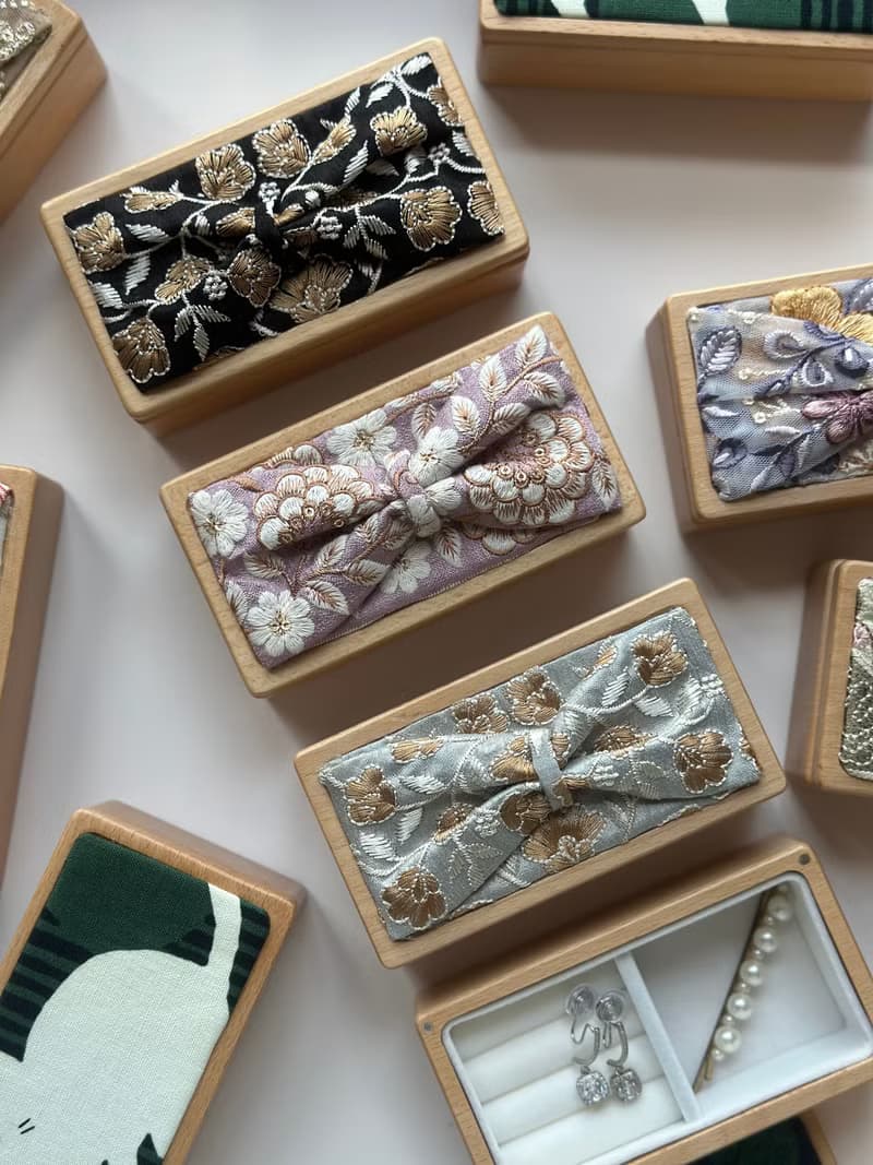 印度刺繡蝴蝶結實木首飾盒