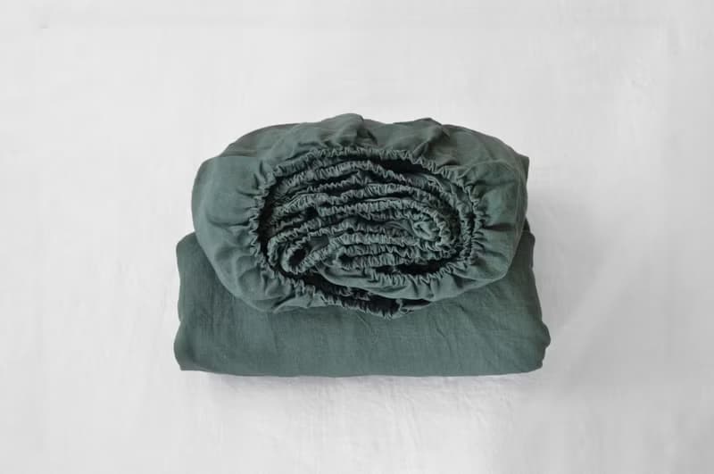 Pine green linen fitted sheet / Softened linen bed sheet / Deep pocket