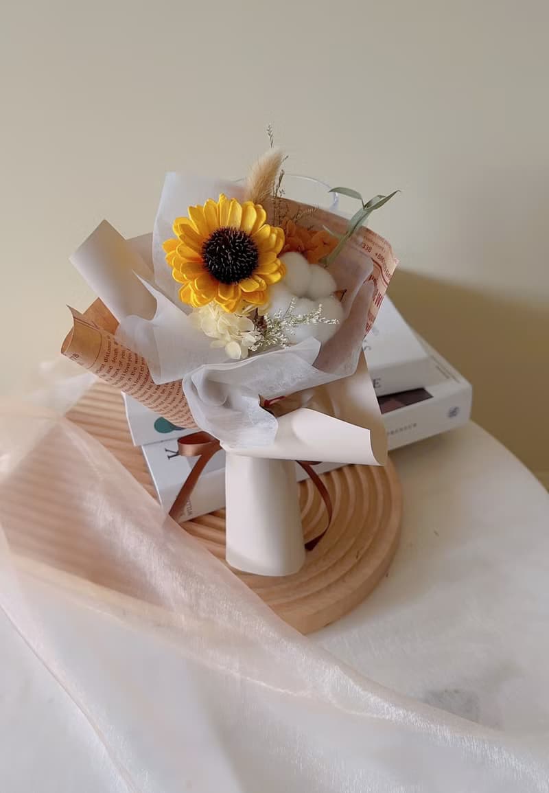 逗留  向日葵花束 索拉花 交換禮物 生日禮物 畢業禮物