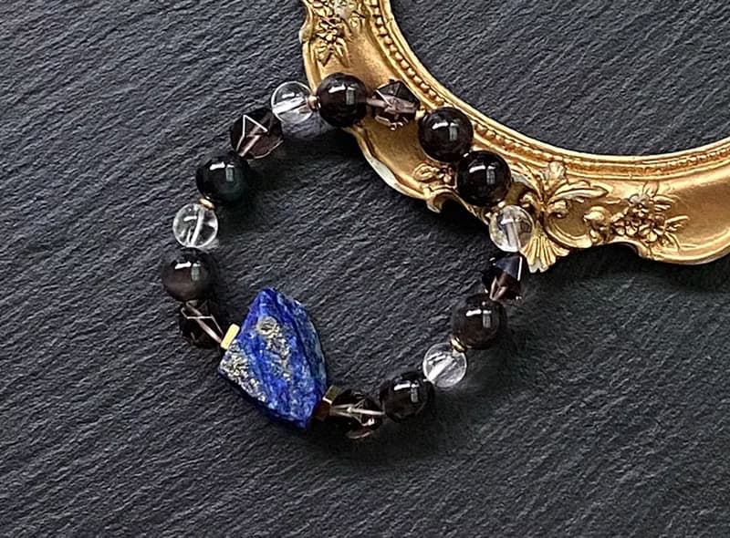 能量原石-阿富汗青金石原石x白阿賽x彩虹黑曜石黃銅手鍊 保平安