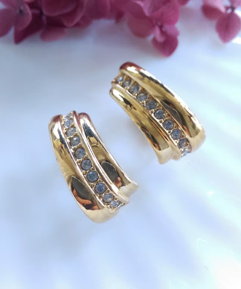 Vintage Jewelry 西洋古董飾品 AVON 金色調 百年紀念款 夾式耳環
