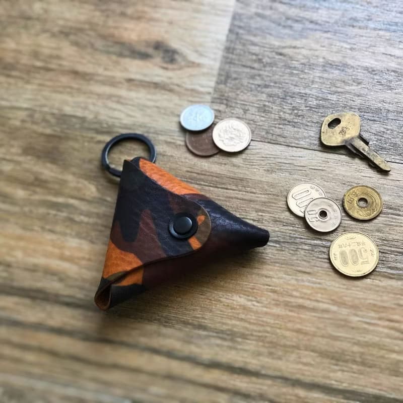 日本製【Takumicsタクミクス】三角零錢包 鑰匙圈 散紙包 植鞣革