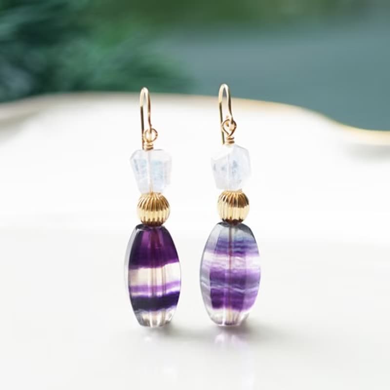 ストライプフローライトによる香水瓶風のフックピアス　Perfume bottle