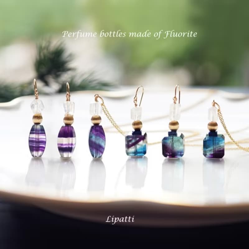 ストライプフローライトによる香水瓶風のフックピアス　Perfume bottle