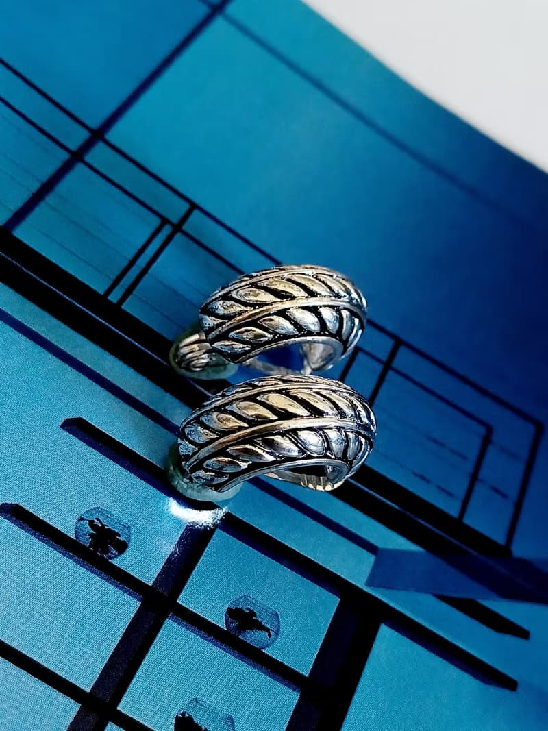 vintage jewelry  古典立體銀色葉輪夾式耳環
