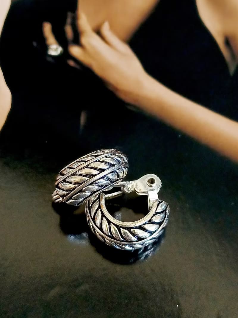 vintage jewelry  古典立體銀色葉輪夾式耳環