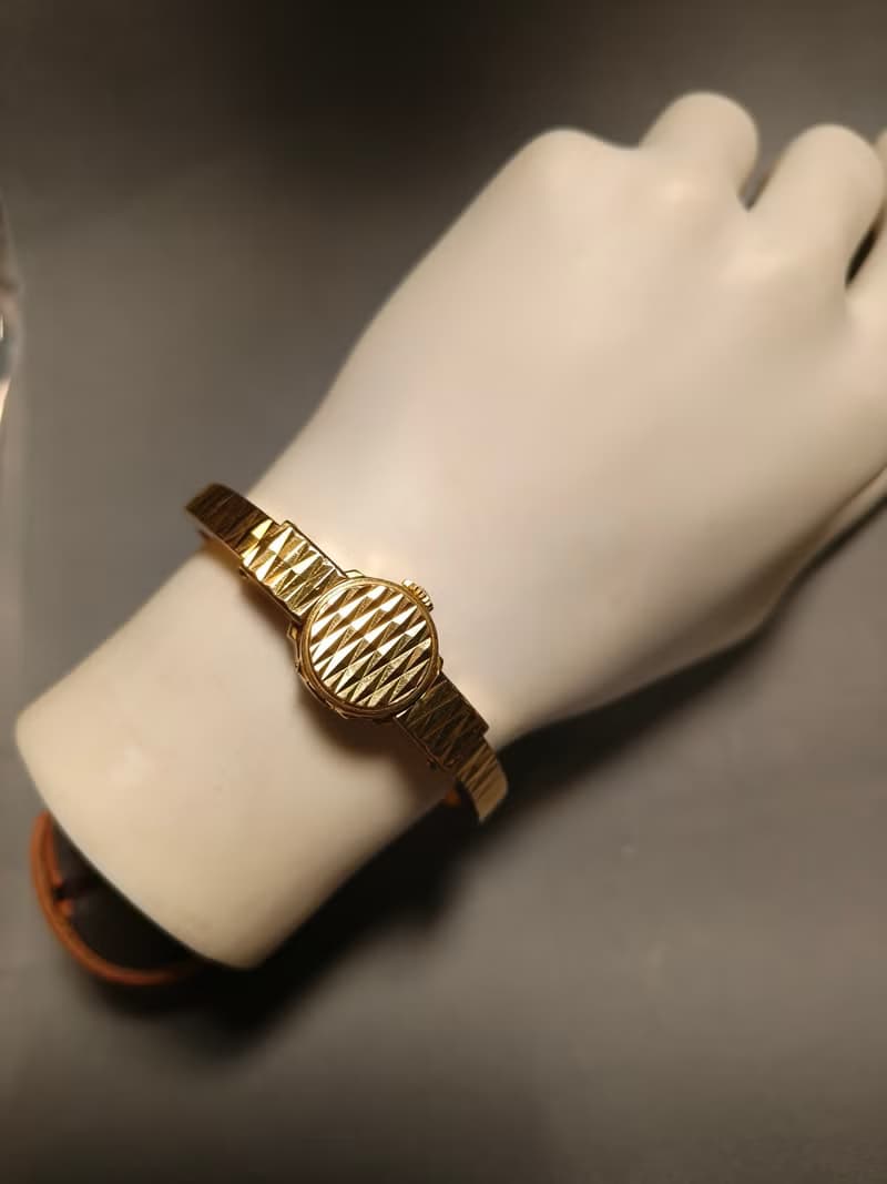 寶齊萊Bucherer女仕手環古董錶