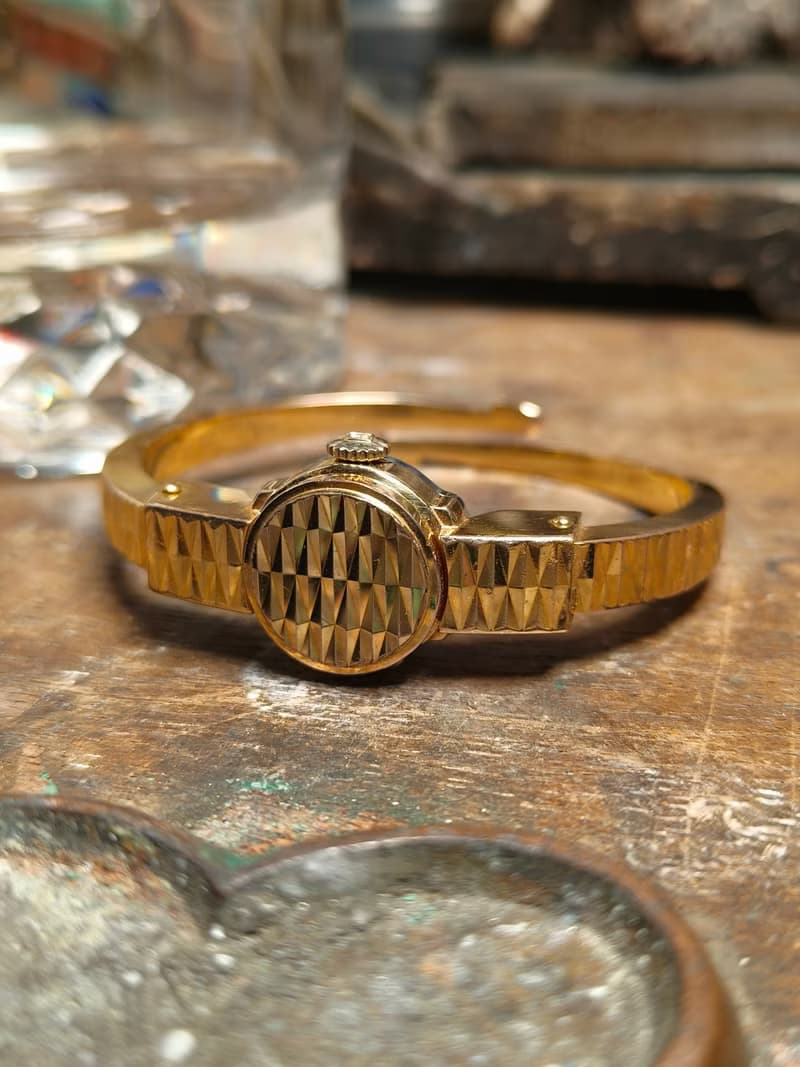 寶齊萊Bucherer女仕手環古董錶