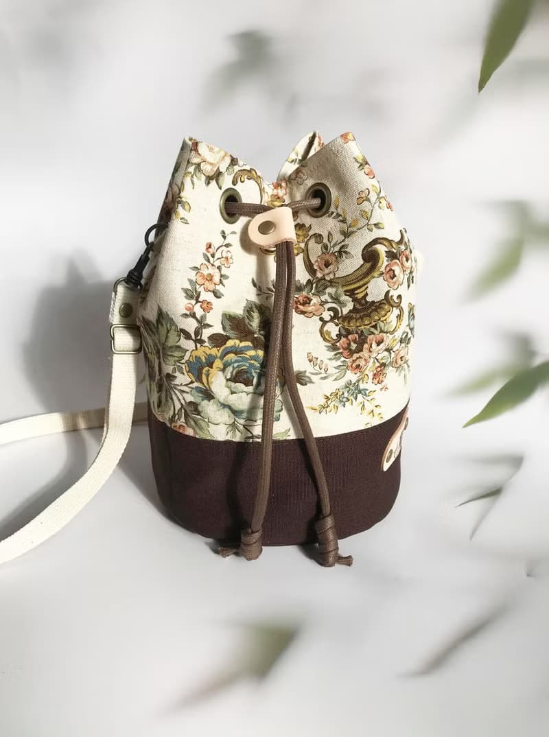 出遊隨身包【快速出貨】古典薔薇小筒包/免費包裝