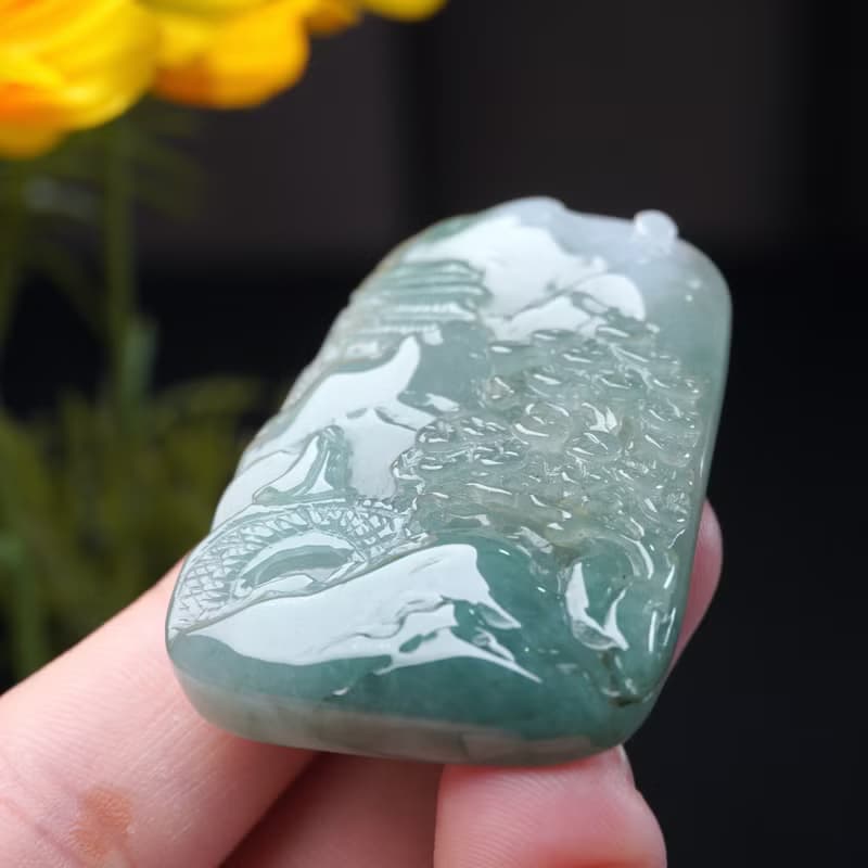 冰種飄綠翡翠精雕山水牌項鍊 | 天然緬甸玉翡翠A貨 | 送禮